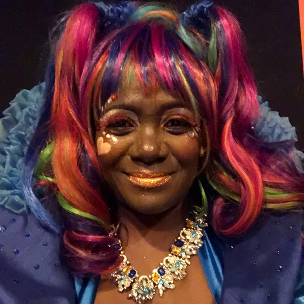 Meet your Posher, Alison